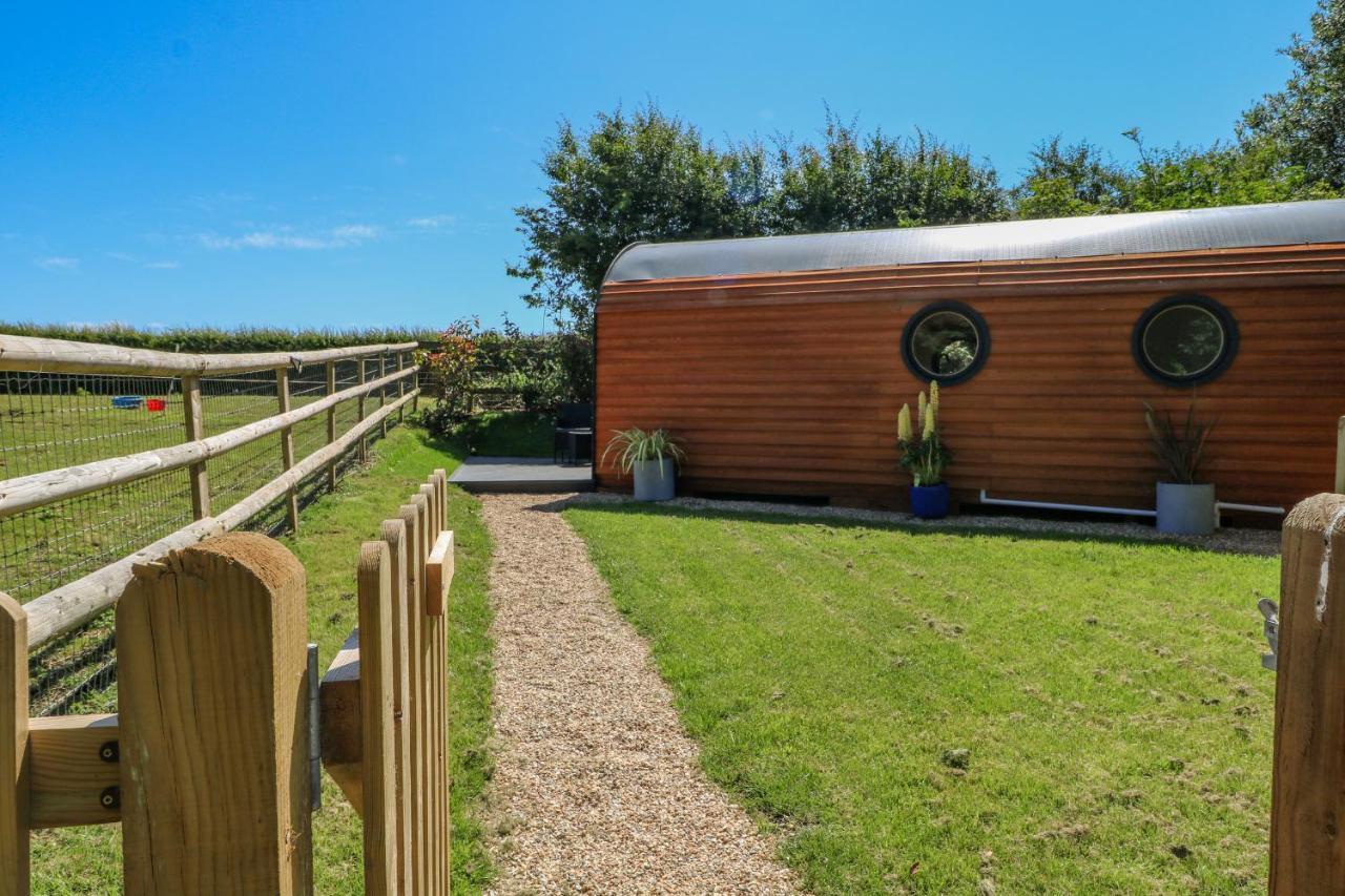 Apple Pod Vila Arundel Exterior foto